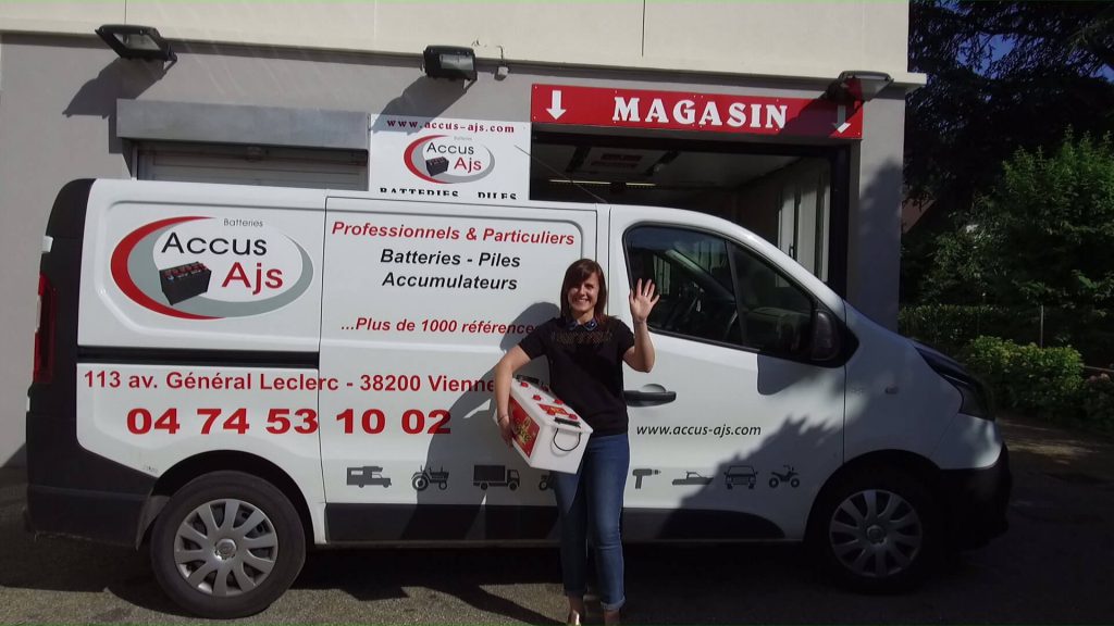 Accus AJS : magasin de piles Givors